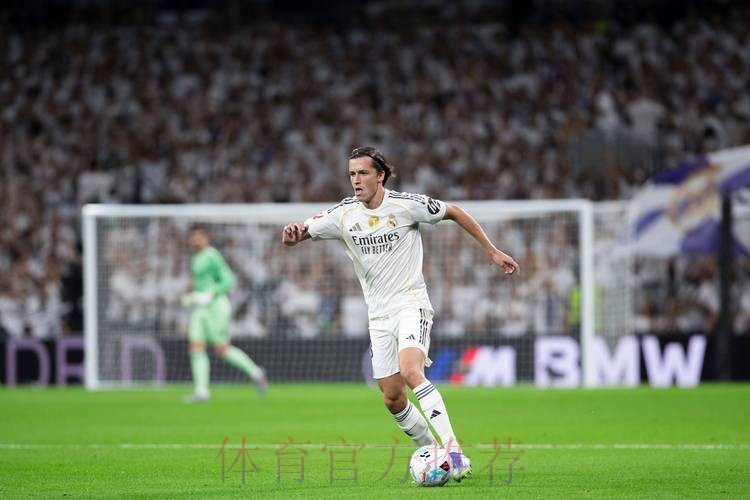 马卡报谈皇马防守问题:后卫缺人的影响正在显现 马卡报谈皇马防守问题:后卫缺人的影响正在显现